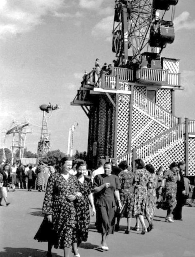 В парке «Сокольники», 1954