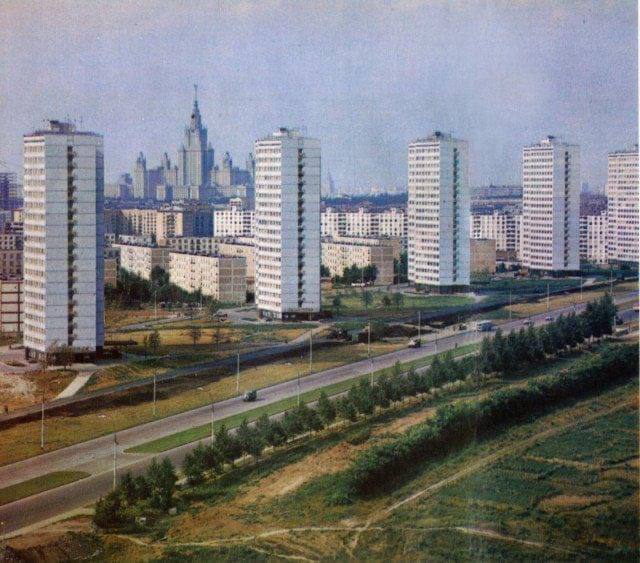 Вид на МГУ с Ленинского проспекта, 1968