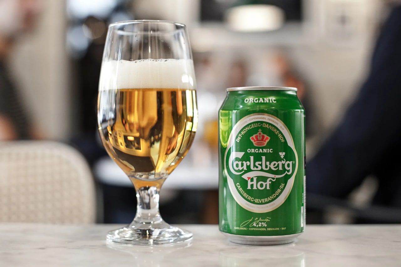 Пивоварня Carlsberg за заслуги перед наукой подарила Нильсу Бору дом с трубой...