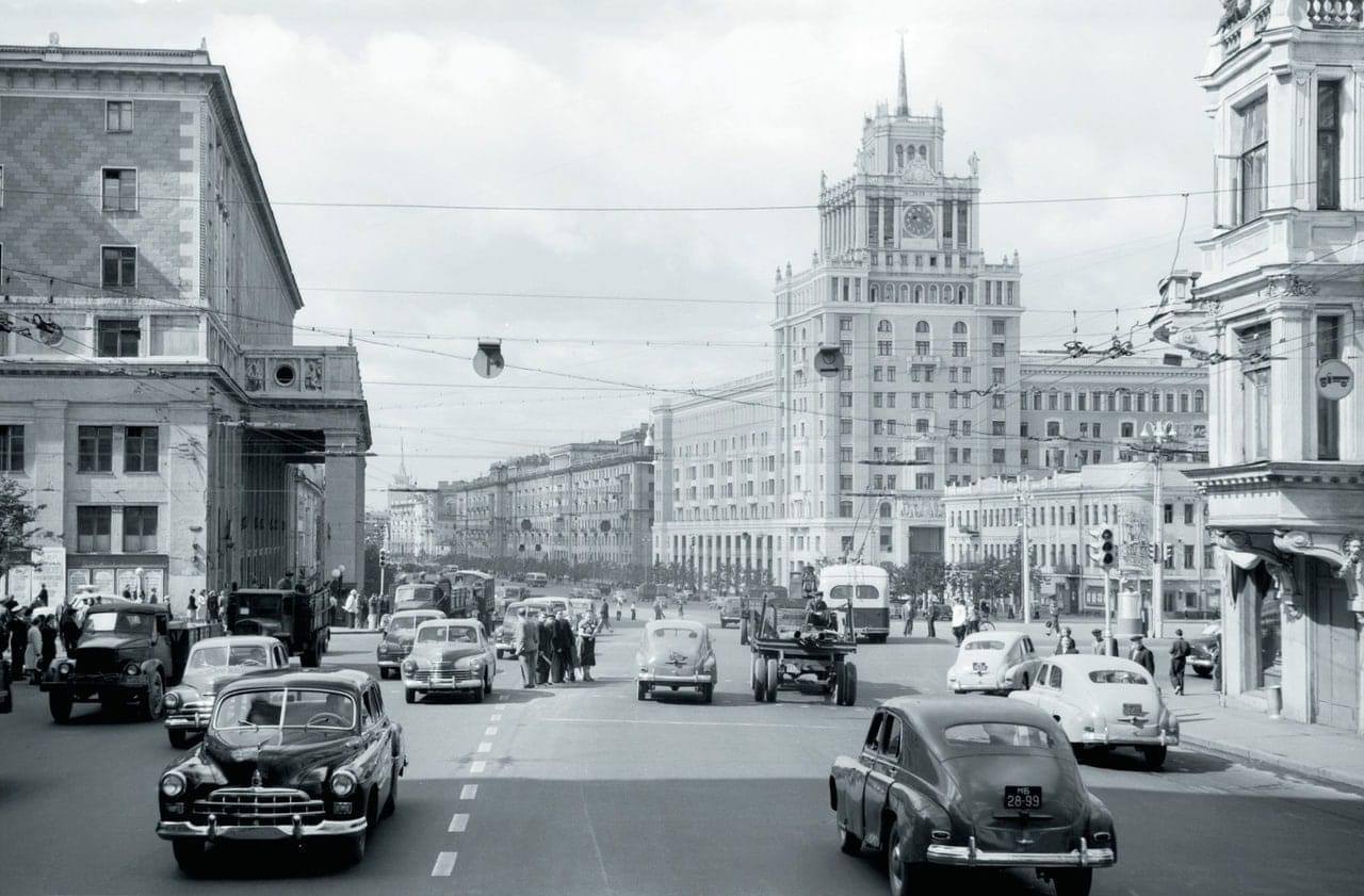 Вид на площадь Маяковского, 1956