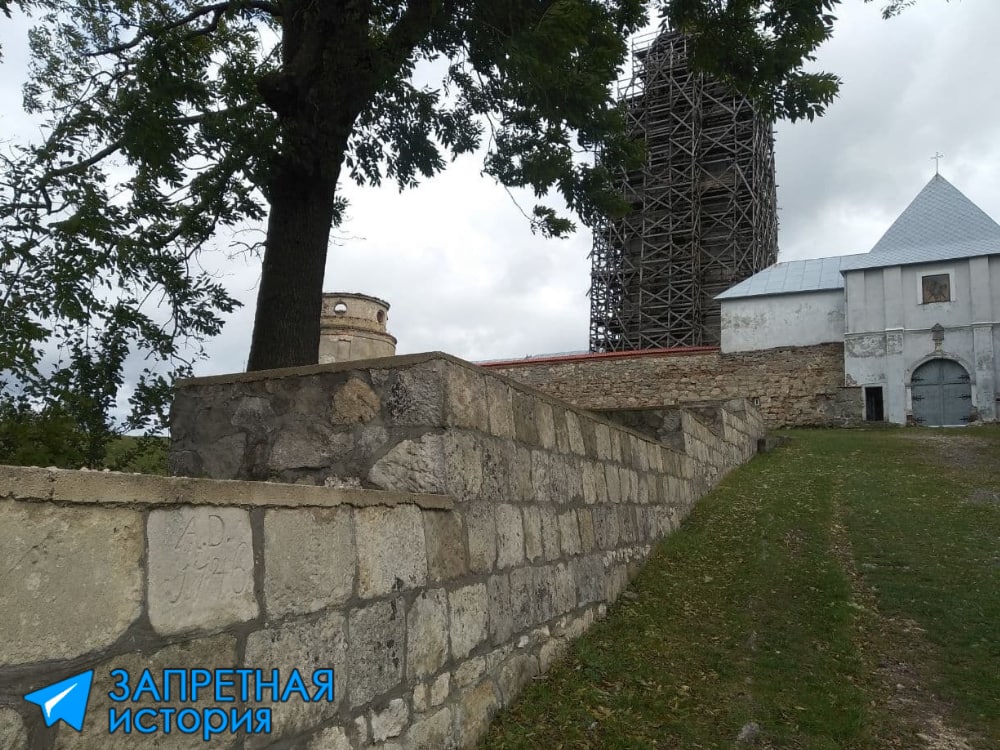 Фото-экскурсия от Вячеслава по монастырю в поселке Подкамень, Тернопольской...