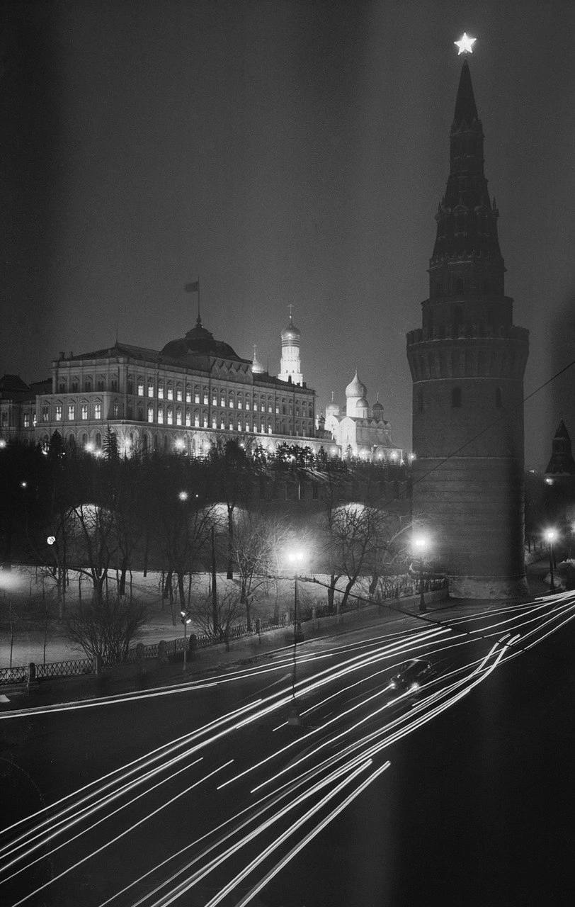 Вечерняя Москва, 1950-е