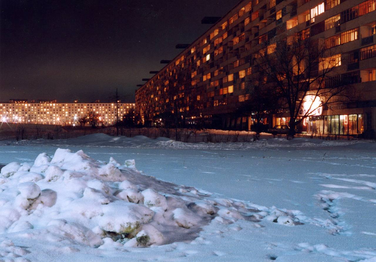 Новогодний Зеленоград ночью. Огни «Флейты», 1999