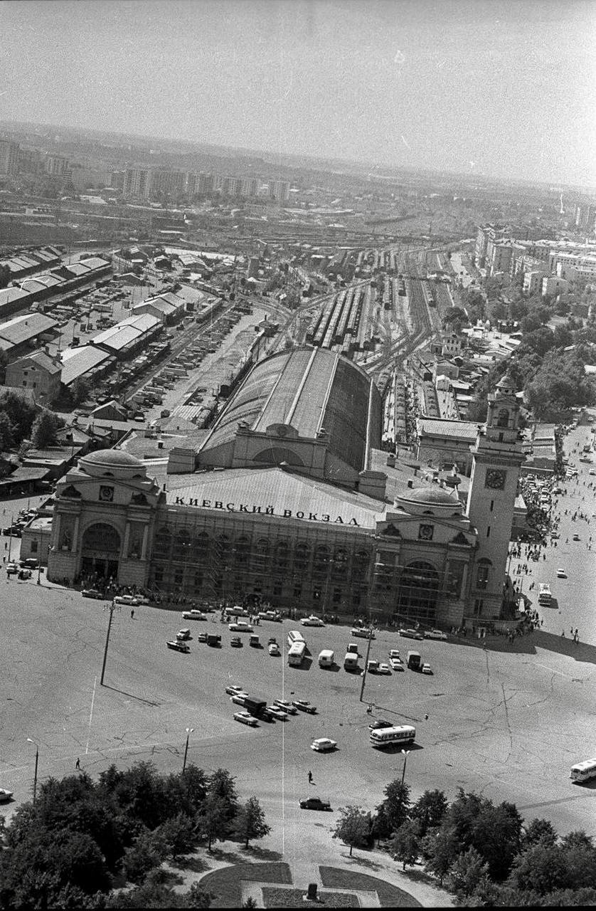 Киевский вокзал, 1960-е